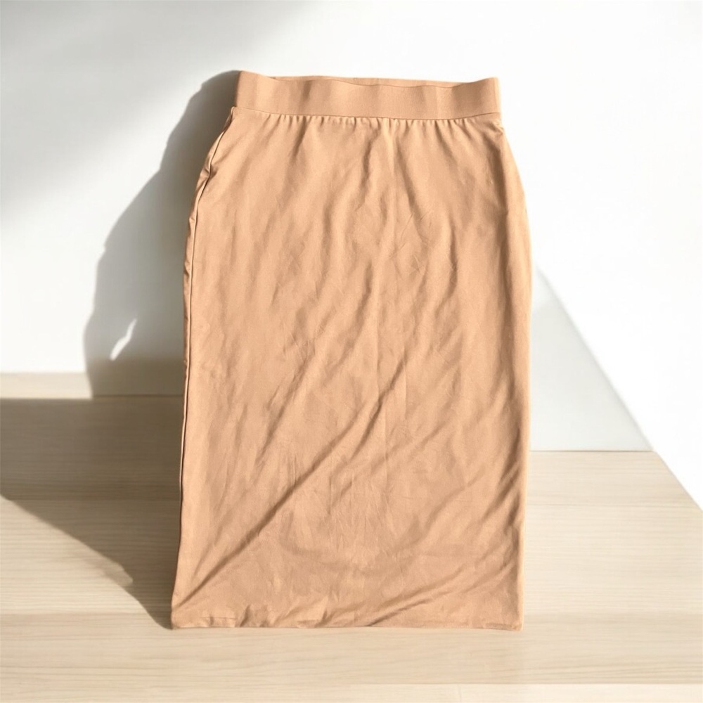 Forever 21 Women's Elastic Stretch Midi Brown Skirt Size Medium Figure Fitting